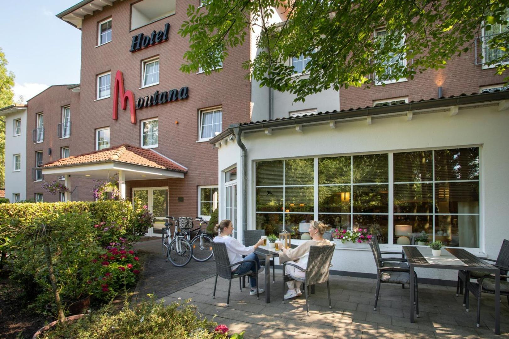 Montana Hotel Senden Exterior photo